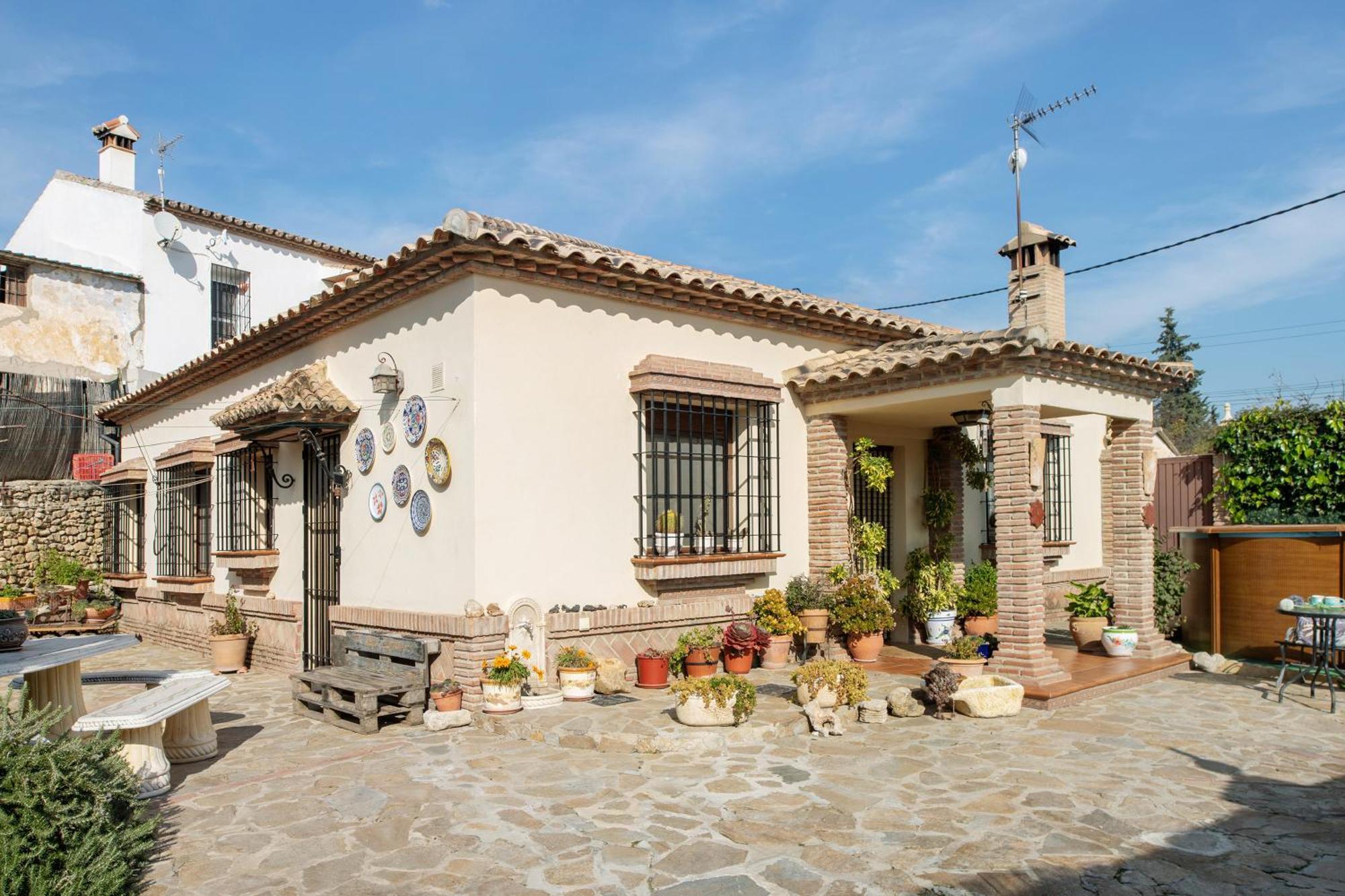Casa Ayala